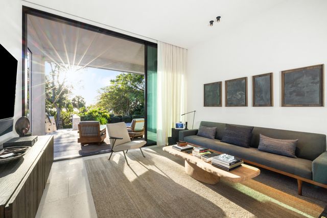 109 S River Road, Sewalls Point, FL 34996