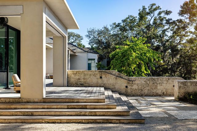 109 S River Road, Sewalls Point, FL 34996