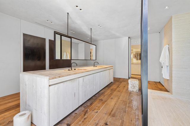 109 S River Road, Sewalls Point, FL 34996