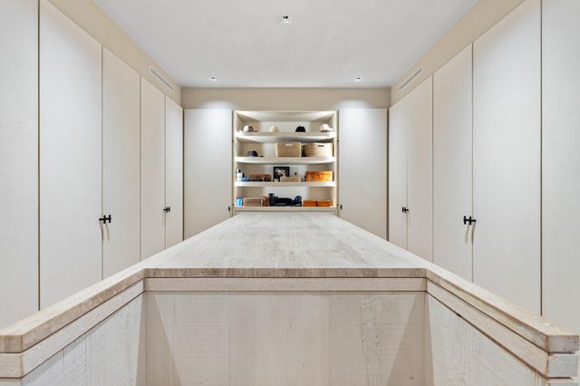 109 S River Road, Sewalls Point, FL 34996