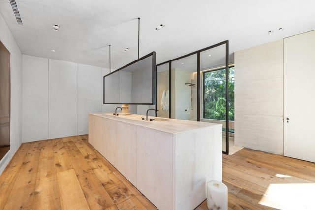 109 S River Road, Sewalls Point, FL 34996