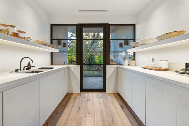 109 S River Road, Sewalls Point, FL 34996