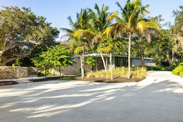 109 S River Road, Sewalls Point, FL 34996