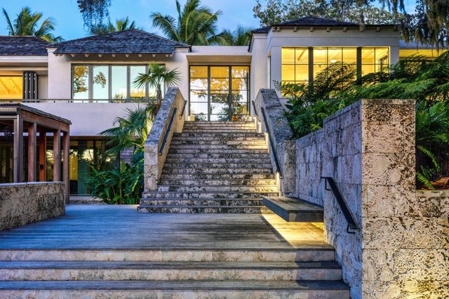 109 S River Road, Sewalls Point, FL 34996