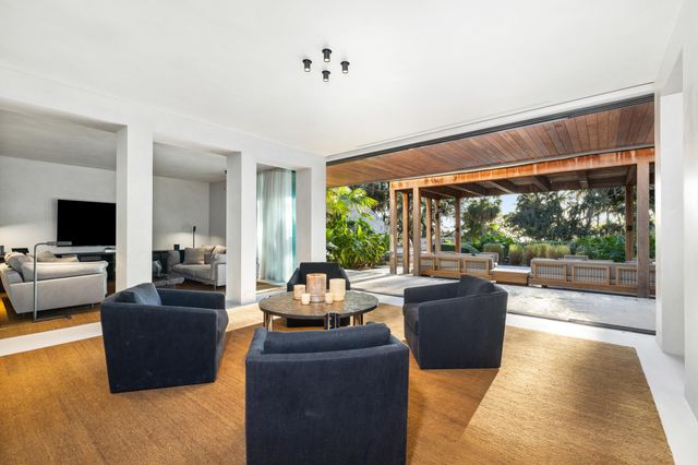 109 S River Road, Sewalls Point, FL 34996