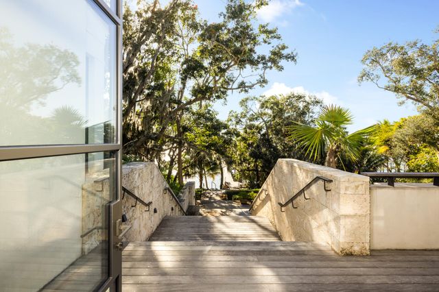 109 S River Road, Sewalls Point, FL 34996