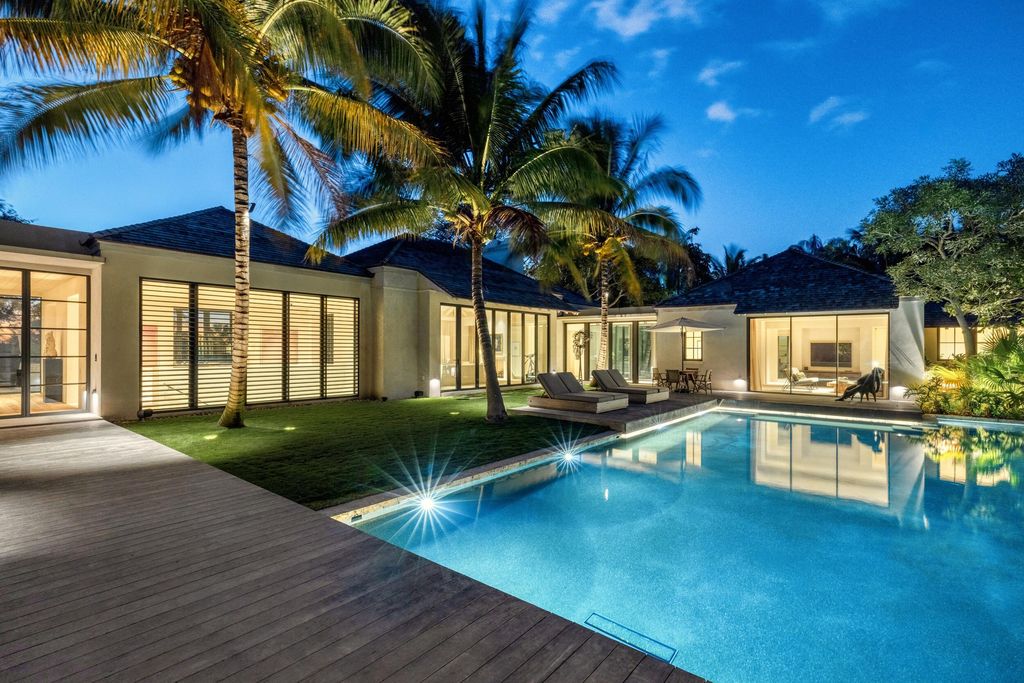 109 S River Road, Sewalls Point, FL 34996