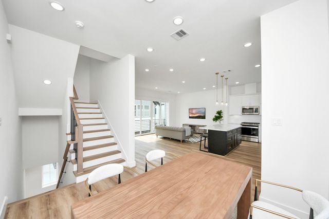 2422 Harrington Street, Houston, TX 77026