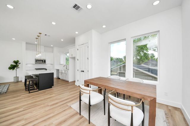 2422 Harrington Street, Houston, TX 77026