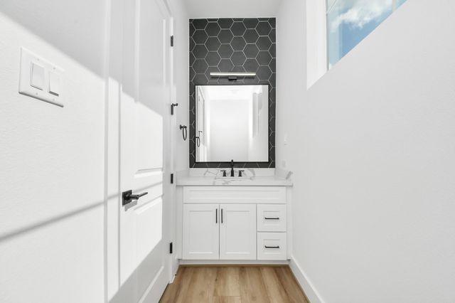 2422 Harrington Street, Houston, TX 77026