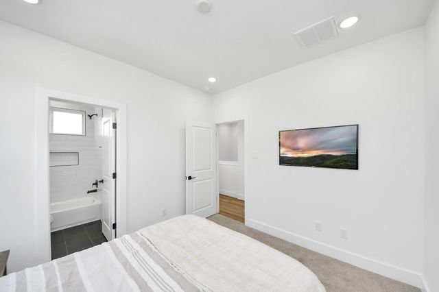 2422 Harrington Street, Houston, TX 77026