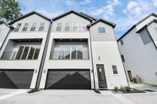 2422 Harrington Street, Houston, TX 77026