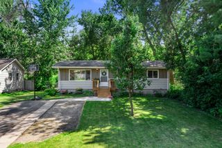 832 10th Avenue SE, Forest Lake, MN 55025