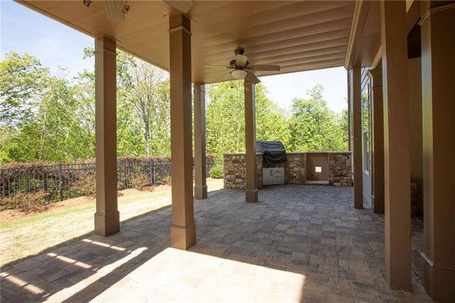 3418 Cresswind Parkway SW, Gainesville, GA 30504
