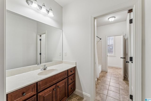 1000 REGENT CROSSING, Birmingham, AL 35242