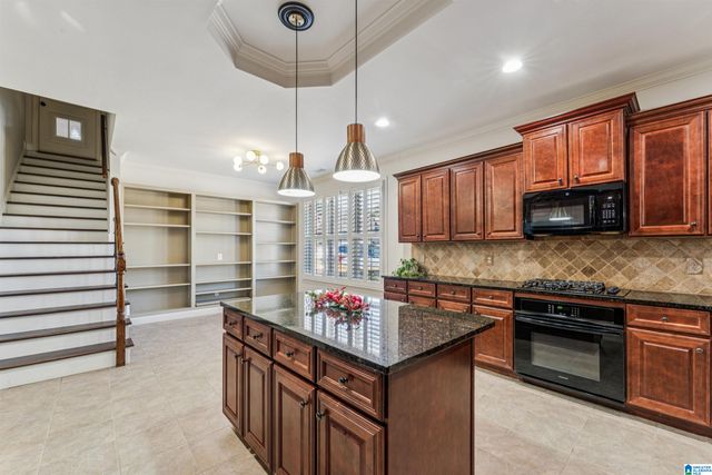 1000 REGENT CROSSING, Birmingham, AL 35242