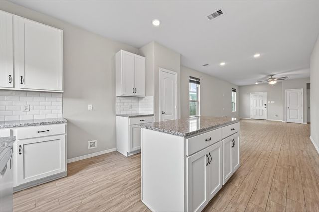 25831 Hickory Pecan Trail, Tomball, TX 77375