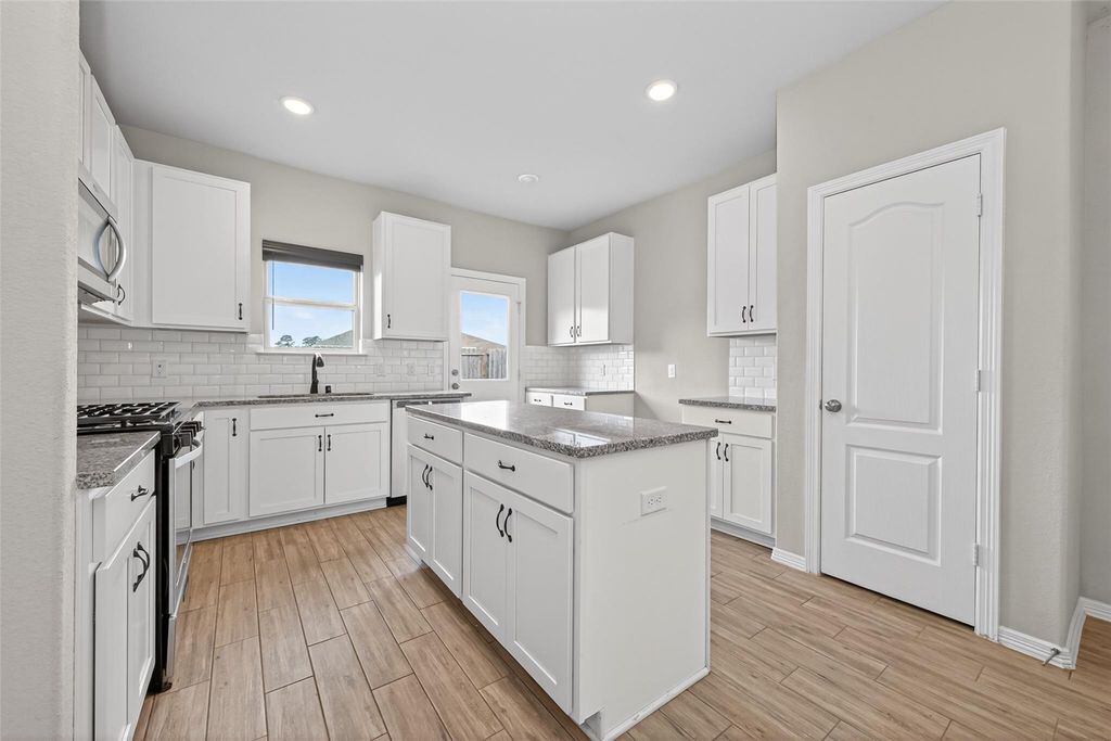 25831 Hickory Pecan Trail, Tomball, TX 77375