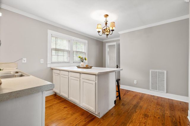 2913 Woodlawn Avenue NW, Cleveland, TN 37312