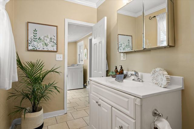2913 Woodlawn Avenue NW, Cleveland, TN 37312