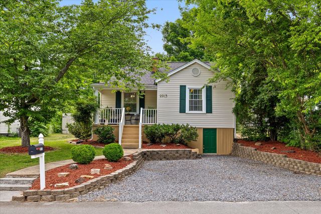 2913 Woodlawn Avenue NW, Cleveland, TN 37312
