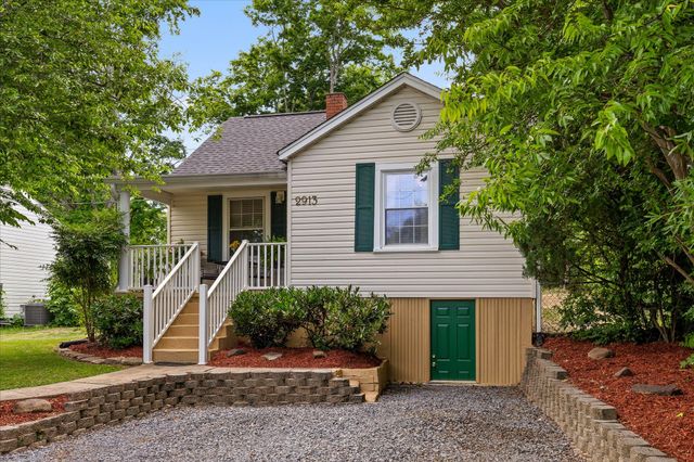2913 Woodlawn Avenue NW, Cleveland, TN 37312