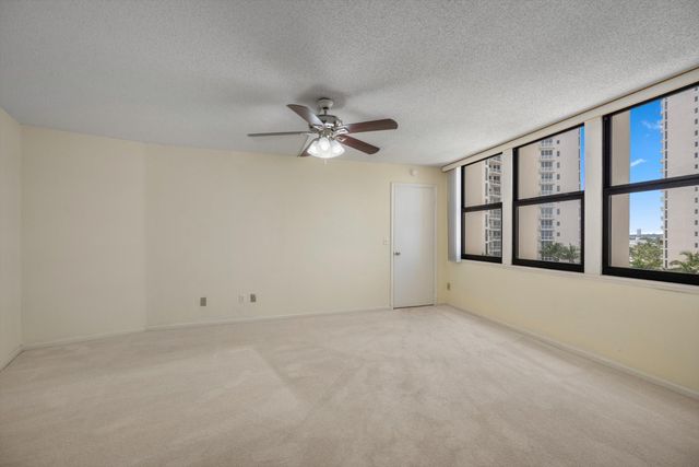 2800 N Ocean Drive A-8B, Riviera Beach, FL 33404
