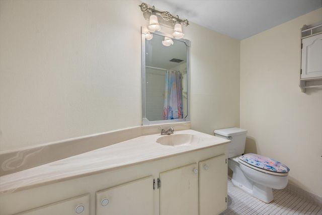 2800 N Ocean Drive A-8B, Riviera Beach, FL 33404
