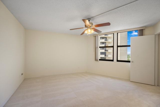 2800 N Ocean Drive A-8B, Riviera Beach, FL 33404