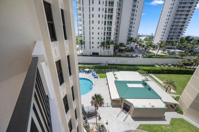 2800 N Ocean Drive A-8B, Riviera Beach, FL 33404