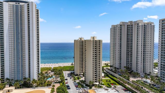 2800 N Ocean Drive A-8B, Riviera Beach, FL 33404