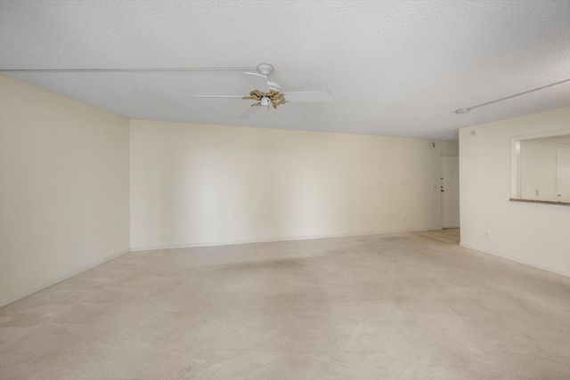 2800 N Ocean Drive A-8B, Riviera Beach, FL 33404