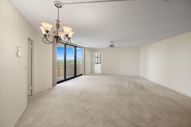 2800 N Ocean Drive A-8B, Riviera Beach, FL 33404