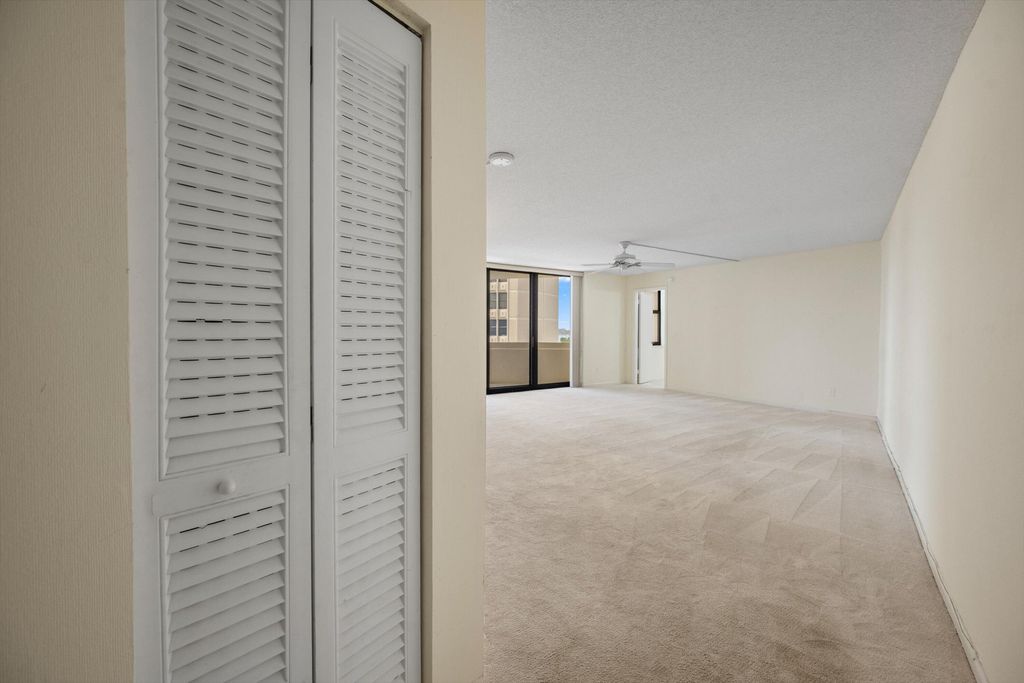 2800 N Ocean Drive A-8B, Riviera Beach, FL 33404