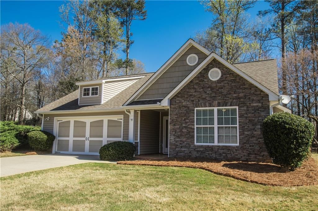 1029 Stone Creek Lane, Monroe, GA 30655