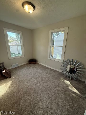 1356 Stratford Street, Barberton, OH 44203