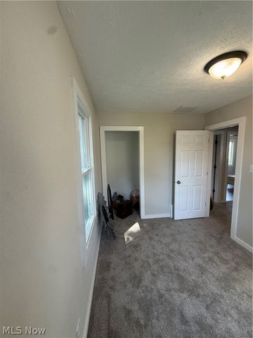 1356 Stratford Street, Barberton, OH 44203
