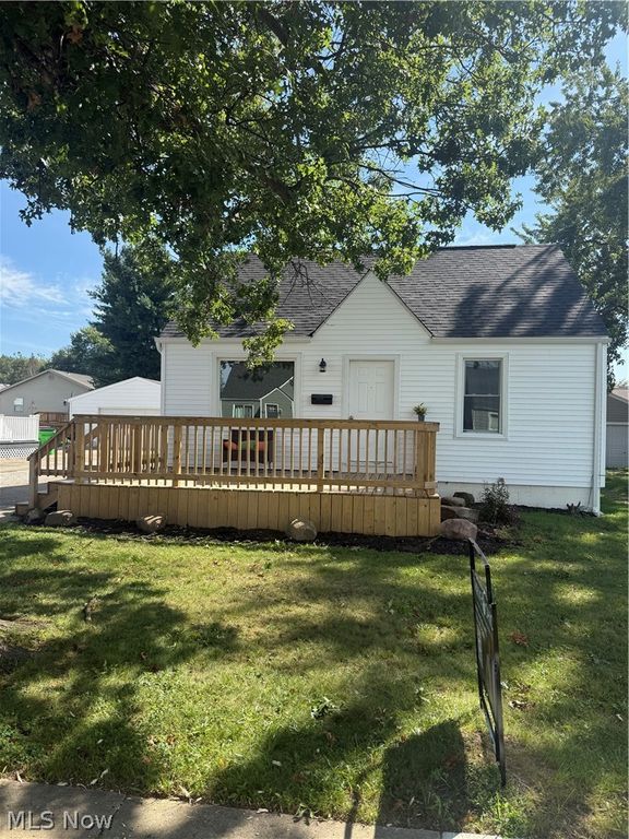 1356 Stratford Street, Barberton, OH 44203
