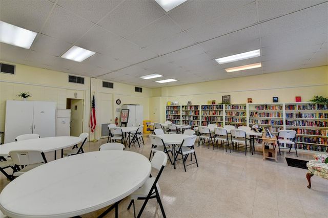 1707 28TH AVENUE DRIVE W, Bradenton, FL 34205