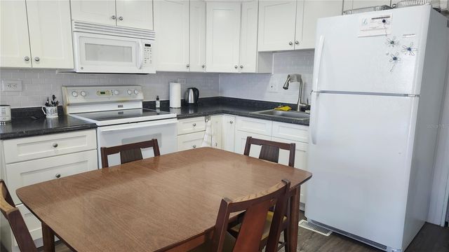 1707 28TH AVENUE DRIVE W, Bradenton, FL 34205