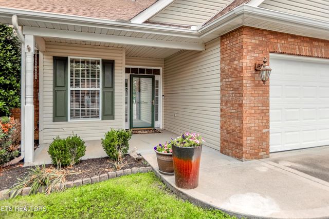 7204 Oakfield Lane, Powell, TN 37849