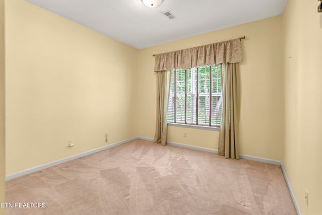 7204 Oakfield Lane, Powell, TN 37849