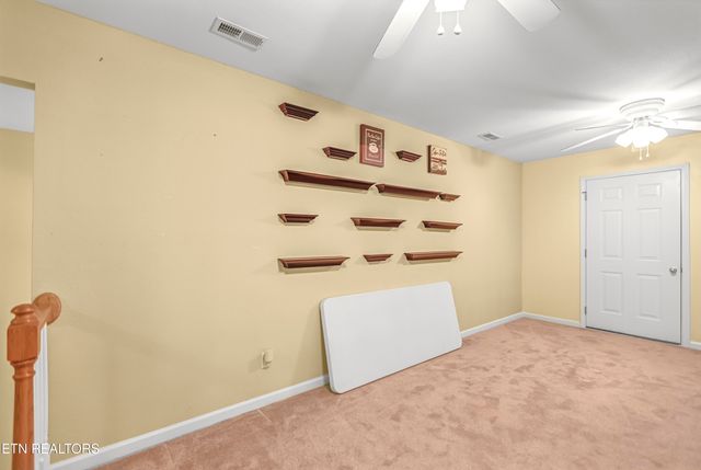 7204 Oakfield Lane, Powell, TN 37849