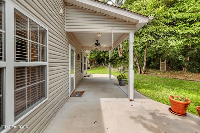 7204 Oakfield Lane, Powell, TN 37849