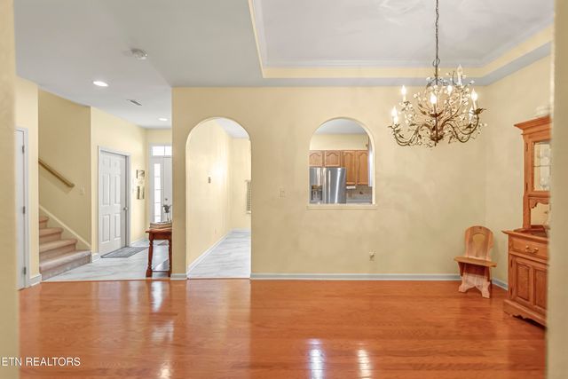 7204 Oakfield Lane, Powell, TN 37849
