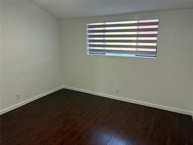 11611 SW 90th Ter, Miami, FL 33176