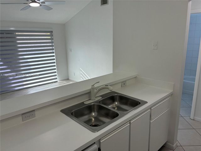 11611 SW 90th Ter, Miami, FL 33176