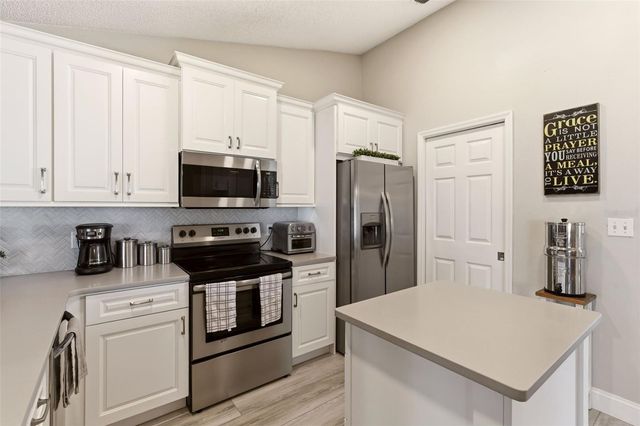 1284 AZORA DRIVE, Deltona, FL 32725