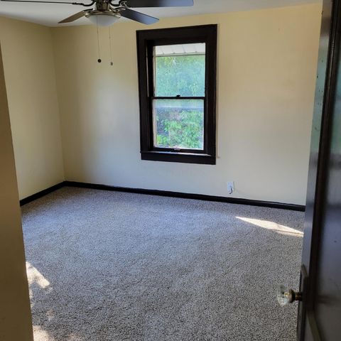 1295 Minnesota Avenue, Columbus, OH 43211