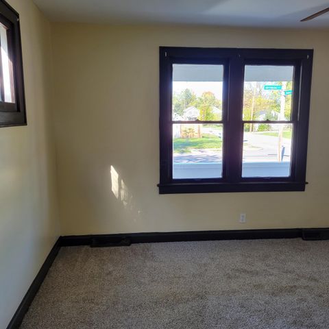 1295 Minnesota Avenue, Columbus, OH 43211